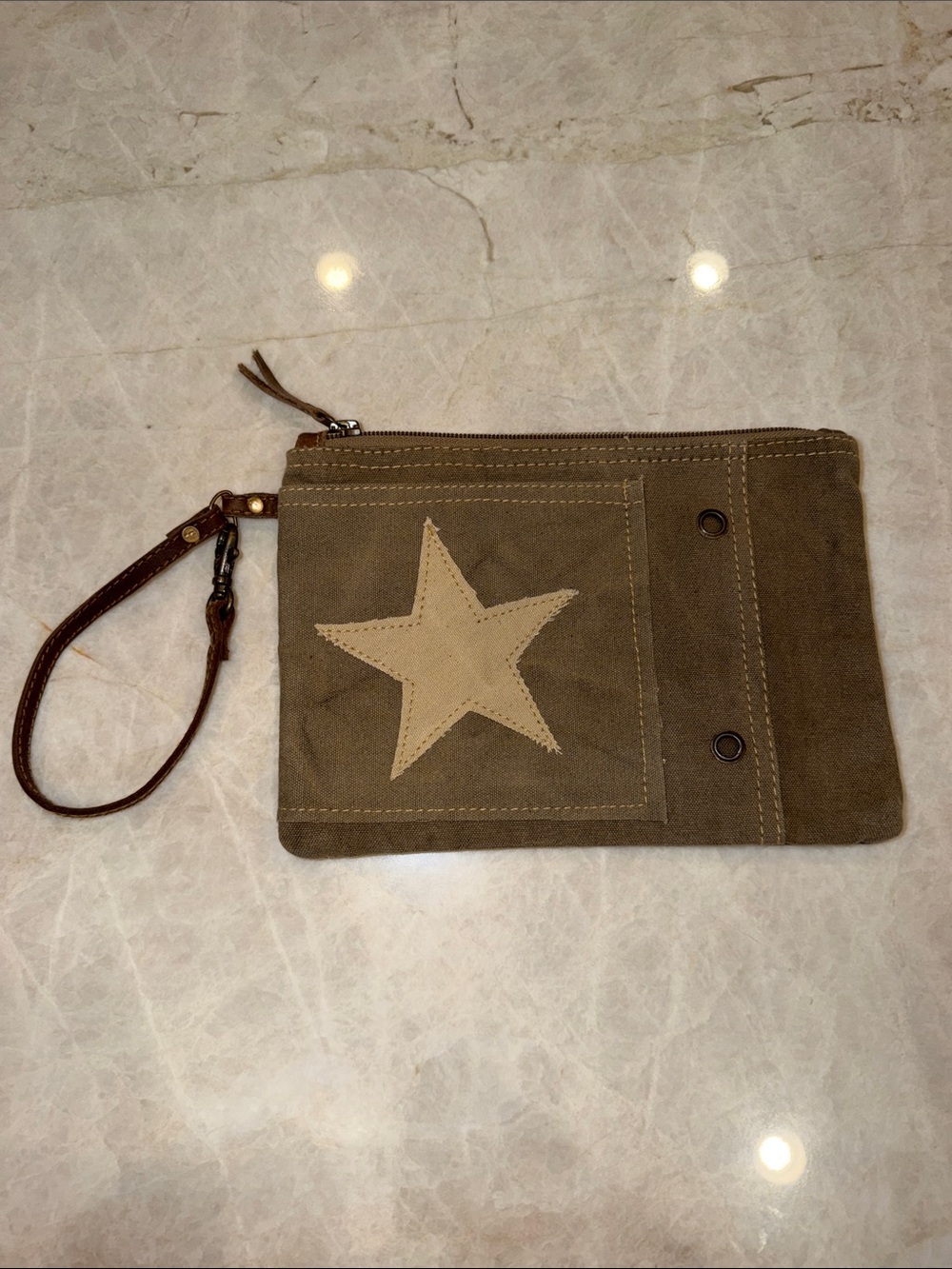 Canvas Star Wristlet Clutch in Olive Green